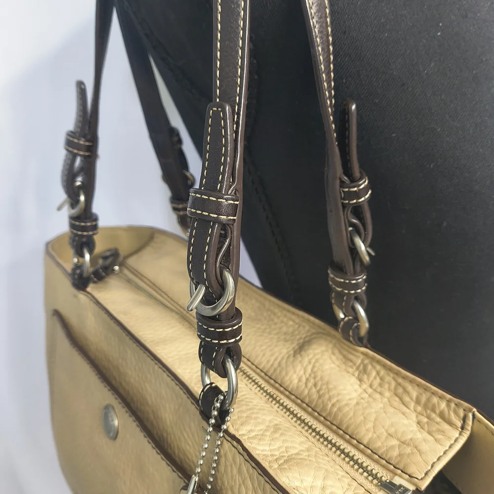 Vintage Coach Chelsea East West Beige Leather Tote Bag - Picture 4 of 13